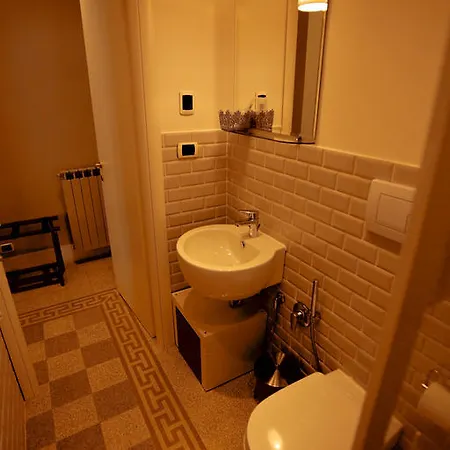 Oda ve Kahvaltı Residenza Mazzini Roma