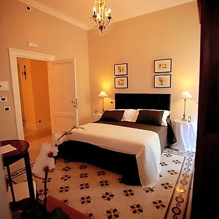 Bed & Breakfast Residenza Mazzini 4*