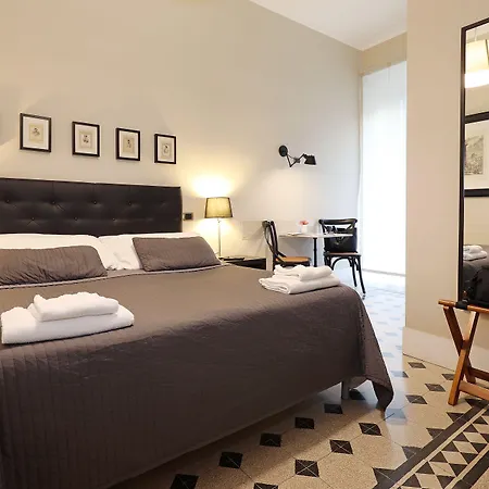 Bed & Breakfast Residenza Mazzini 4*