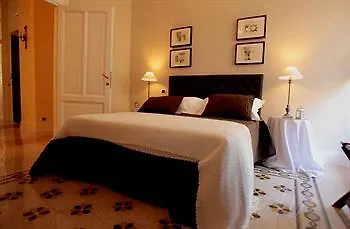 Residenza Mazzini Nocleg ze śniadaniem 2*