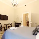 Residenza Mazzini Bed and breakfast 4*